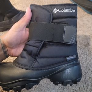 Boy Columbia snow boots
